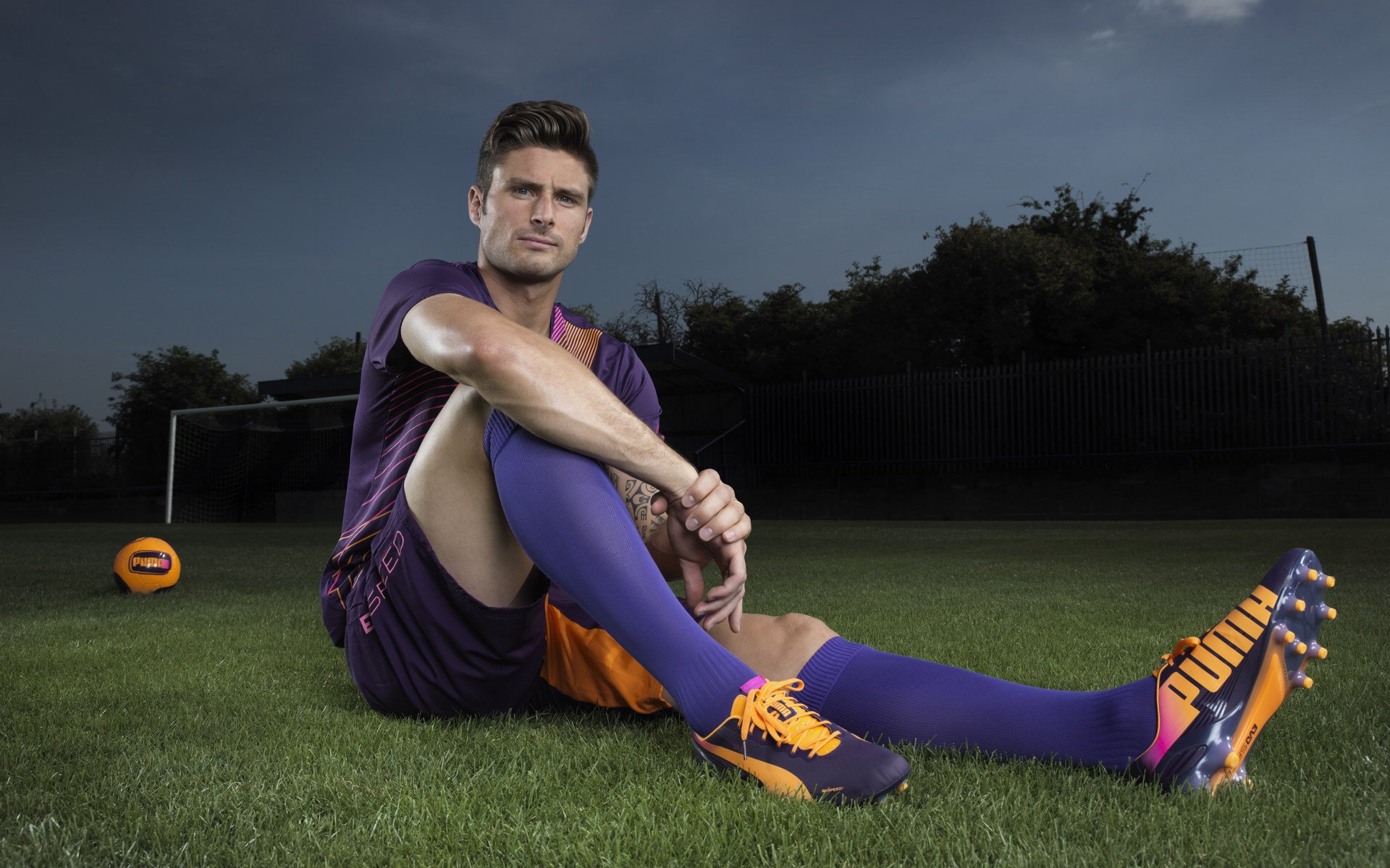 拜仁签下新门将，力保欧冠稳固防线，拜仁新阵容